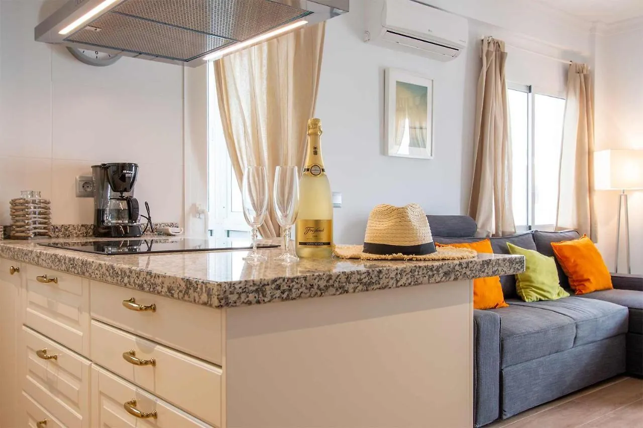 Apartamento Al Lado De La Playa Torrecilla Calle Malaga Appartement Nerja